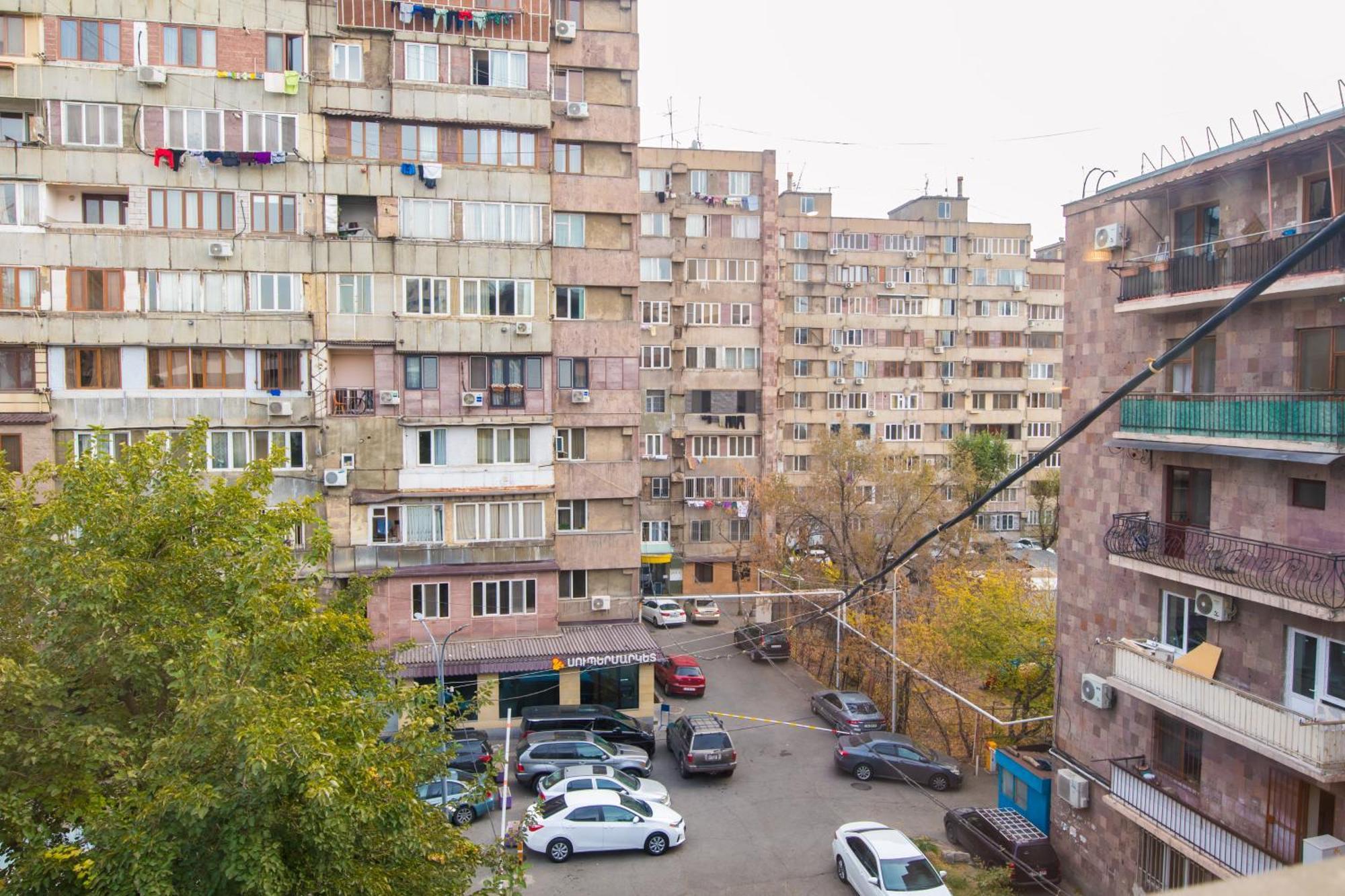 Residence Nalbandyan 96 Jereván Kültér fotó